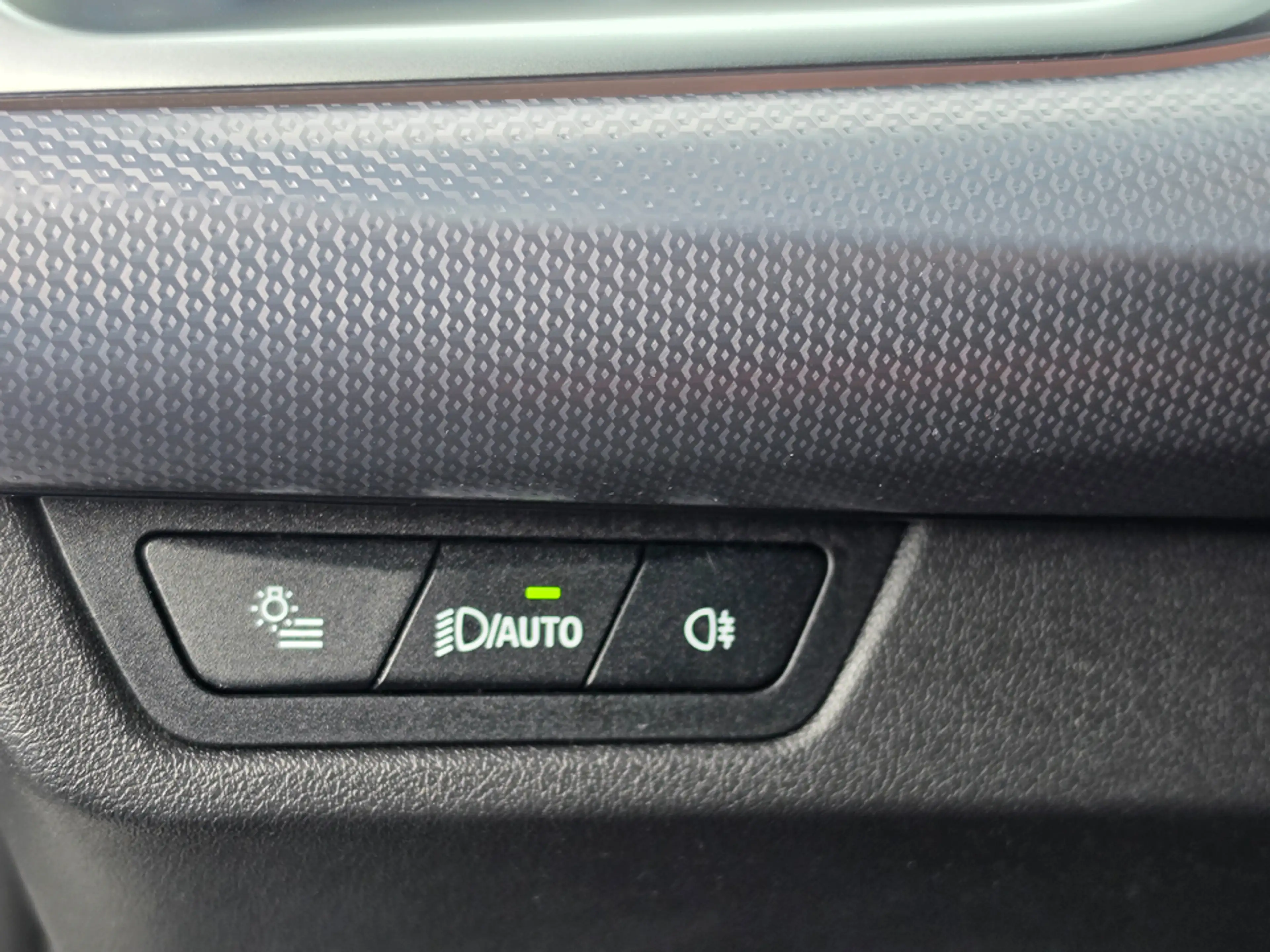 BMW iX2 ix2 xDrive30 M SportpaketPro Pano Head-Up DAPro — photo 21
