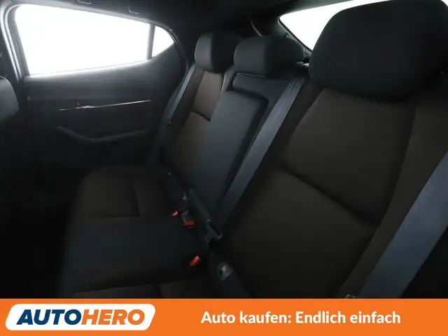 Mazda Mazda3 view 14