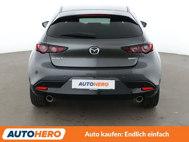 Mazda Mazda3 view 5