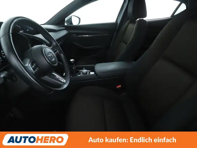 Mazda Mazda3 view 10