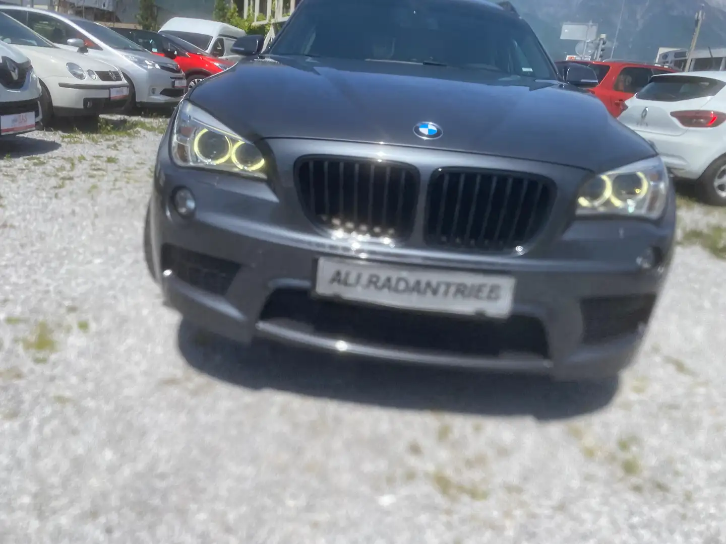 BMW X1 xDrive20d Aut. M- Paket -Sport-Paket Gris - 2