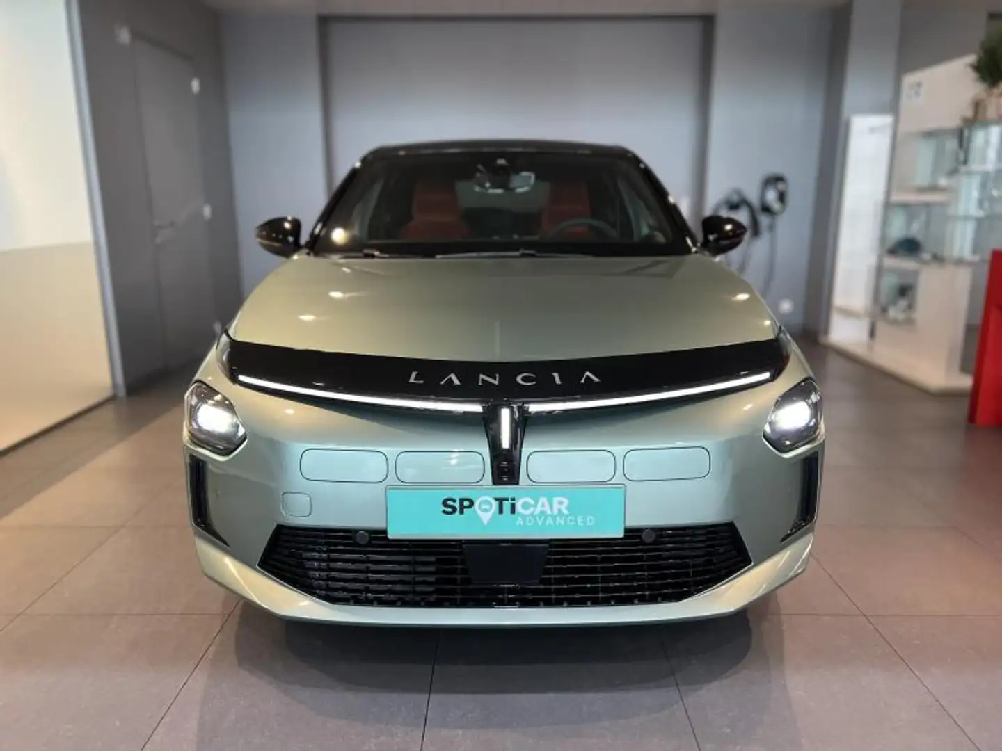 Lancia Ypsilon LX BEV 156PK Grün - 2