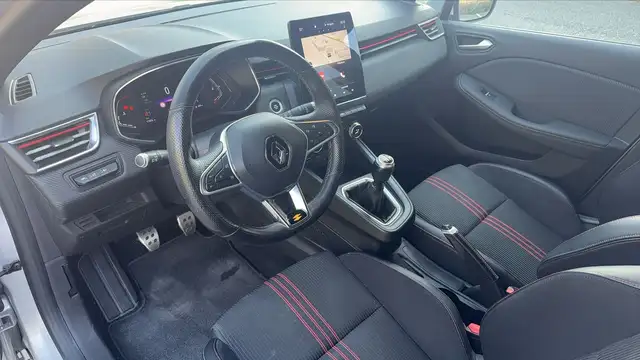 Renault Clio view 8