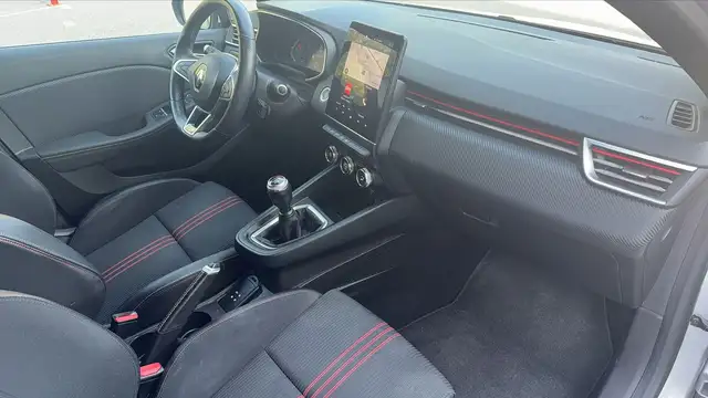 Renault Clio view 10