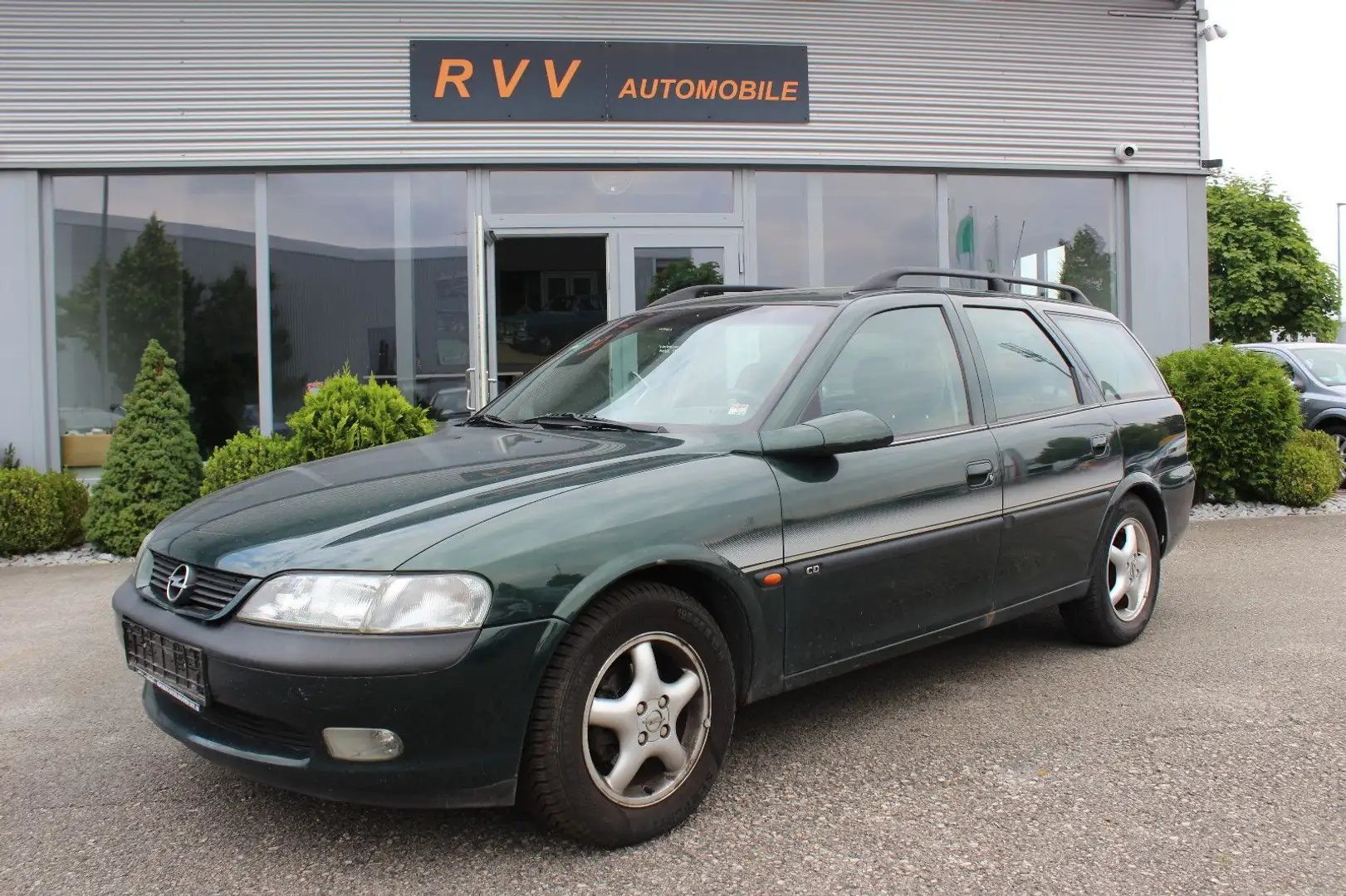 Opel Vectra 1.8 16V CD, 1.-Hand, Klimaautomatik, Alu Vert - 1