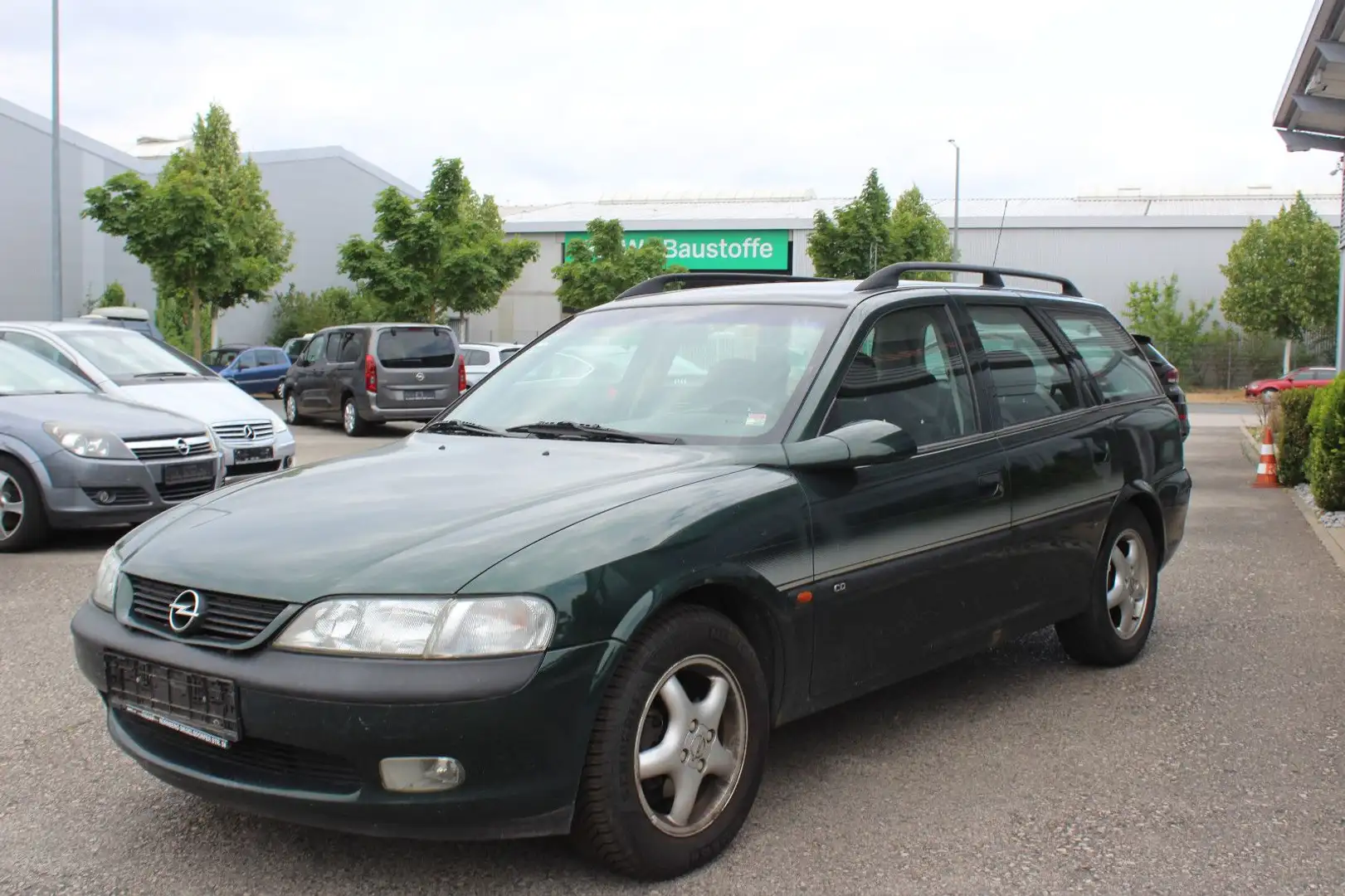 Opel Vectra 1.8 16V CD, 1.-Hand, Klimaautomatik, Alu Vert - 2