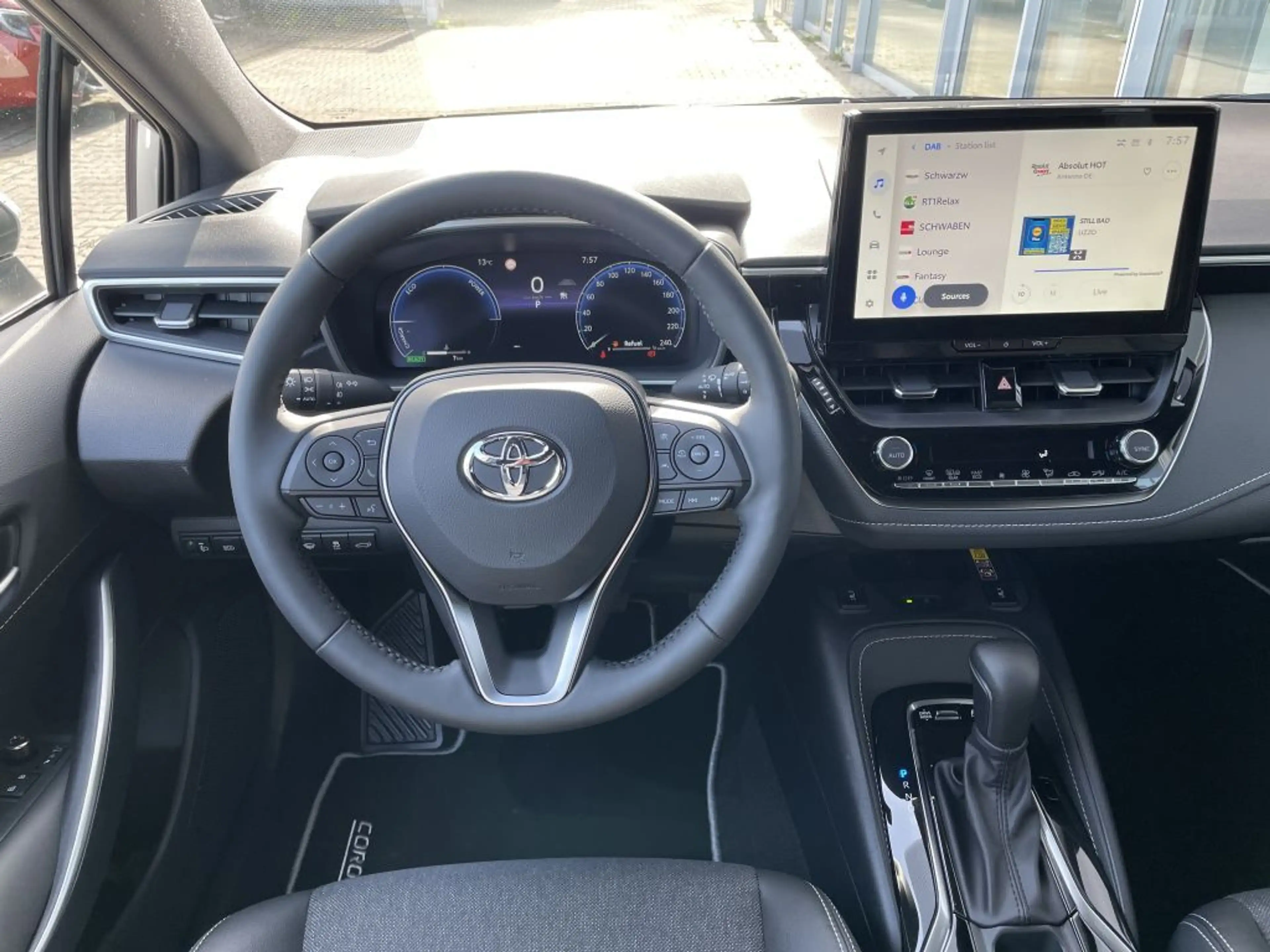 Toyota Corolla 1.8 Hybrid Touring Sports Teamplayer*Technik-Paket — photo 10