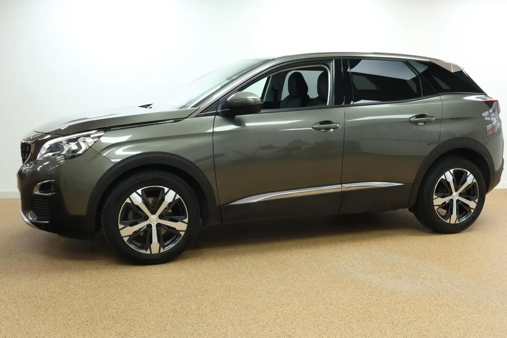 Peugeot 3008 1.2 PureTech AGC Allure Gris - 2
