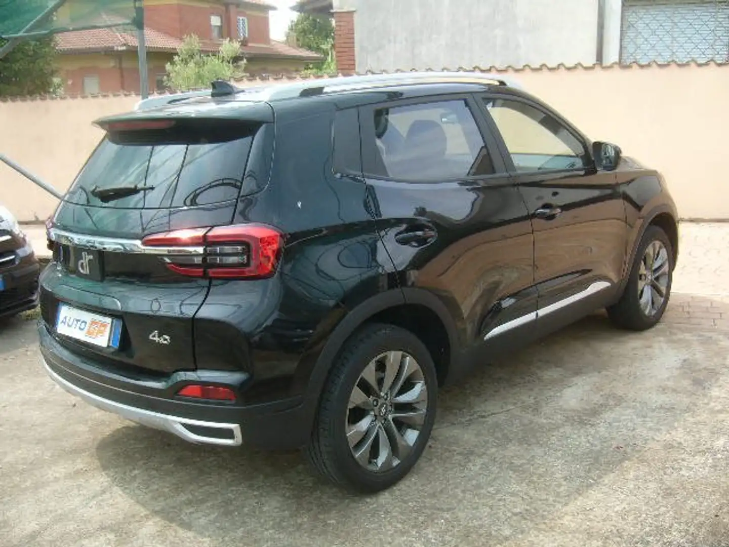 DR Automobiles DR4.0 GPL Negru - 1