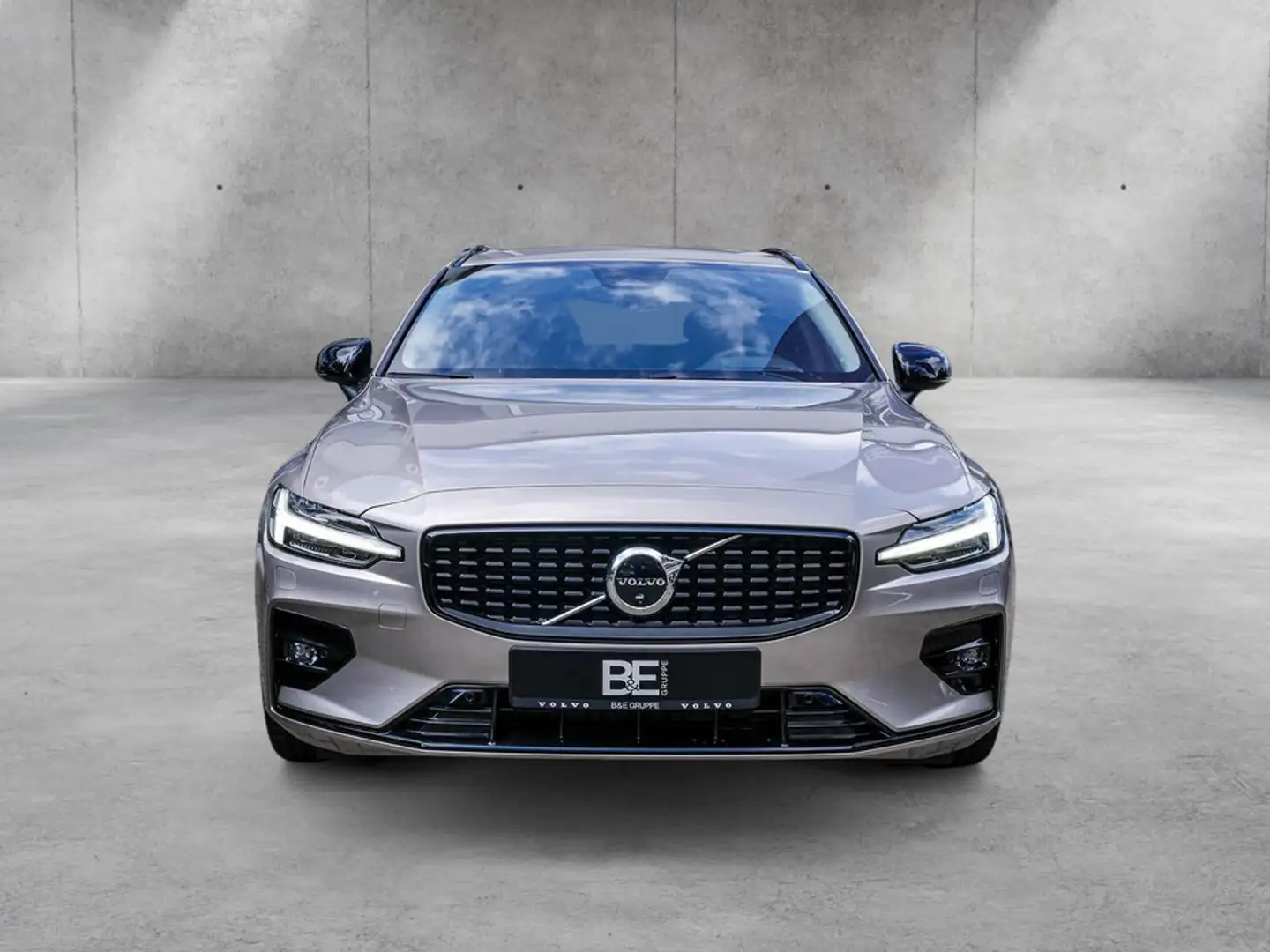 Volvo V60 Ultimate Dark ACC 360° Stdhzg Google Sport Beige - 2