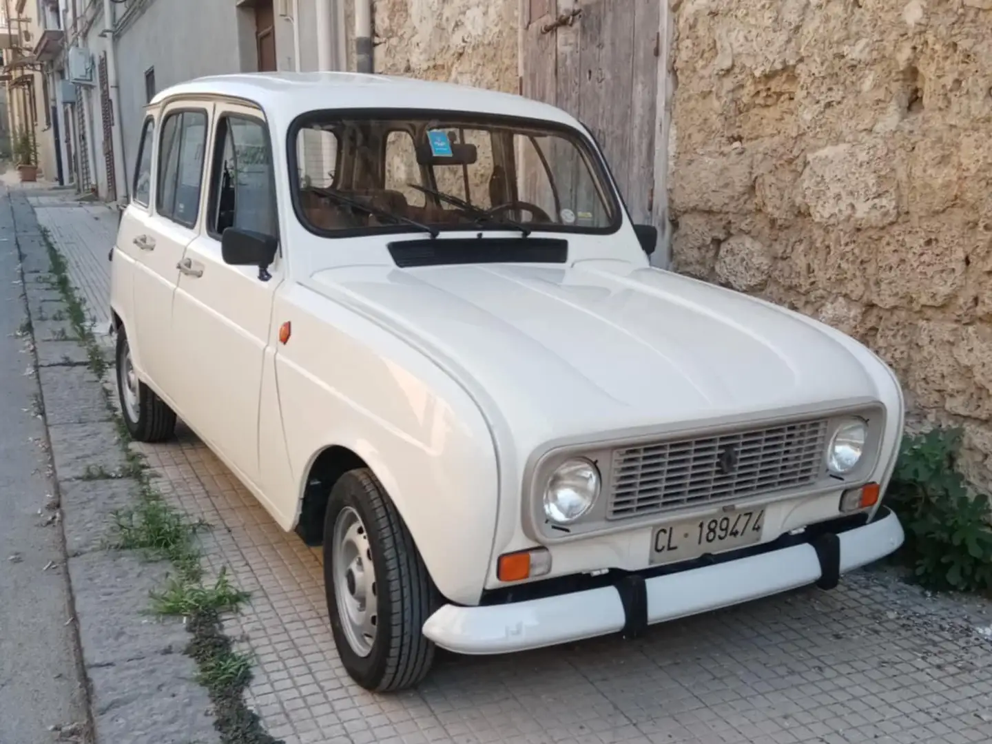Renault R 4 R4 5p 956 TL Bej - 1