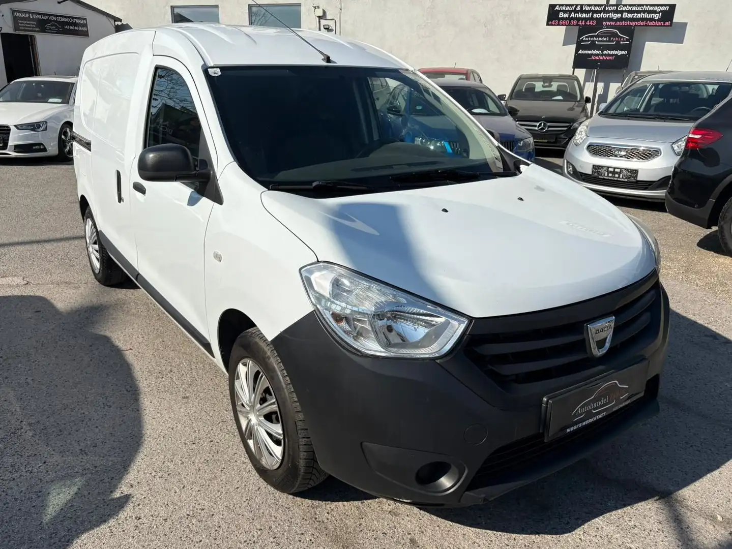 Dacia Dokker Van 1,6 MPI 85 mit Parkhilfe Klima PICKERL 05/2026 Weiß - 1