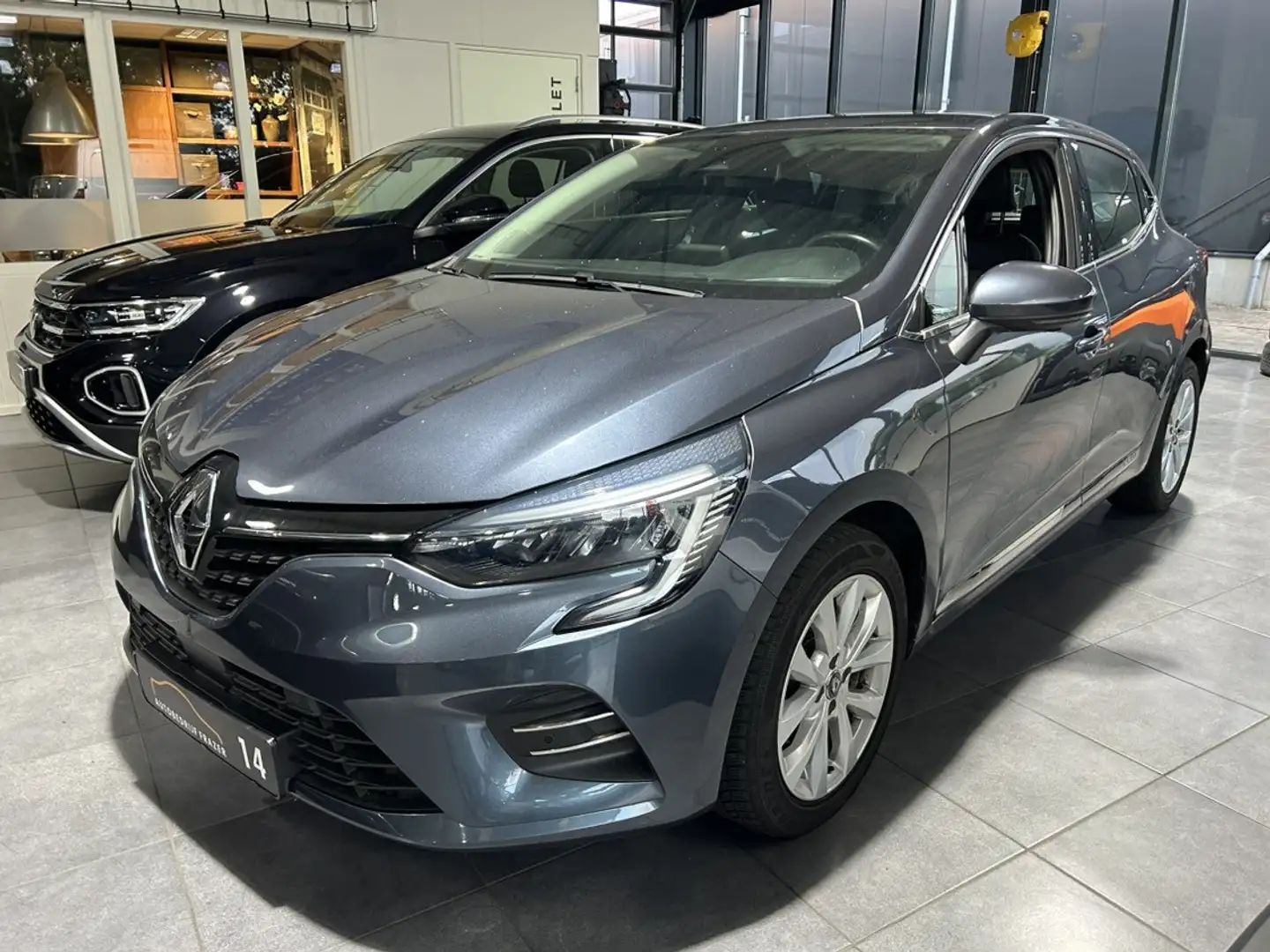 Renault Clio 1.3 TCe Intens 130 PK AUTOMAAT / LED / CRUISE / NA Blauw - 2