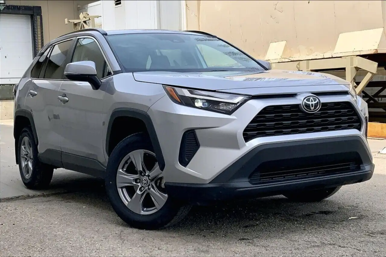 Toyota RAV 4 снимка Toyota RAV 4