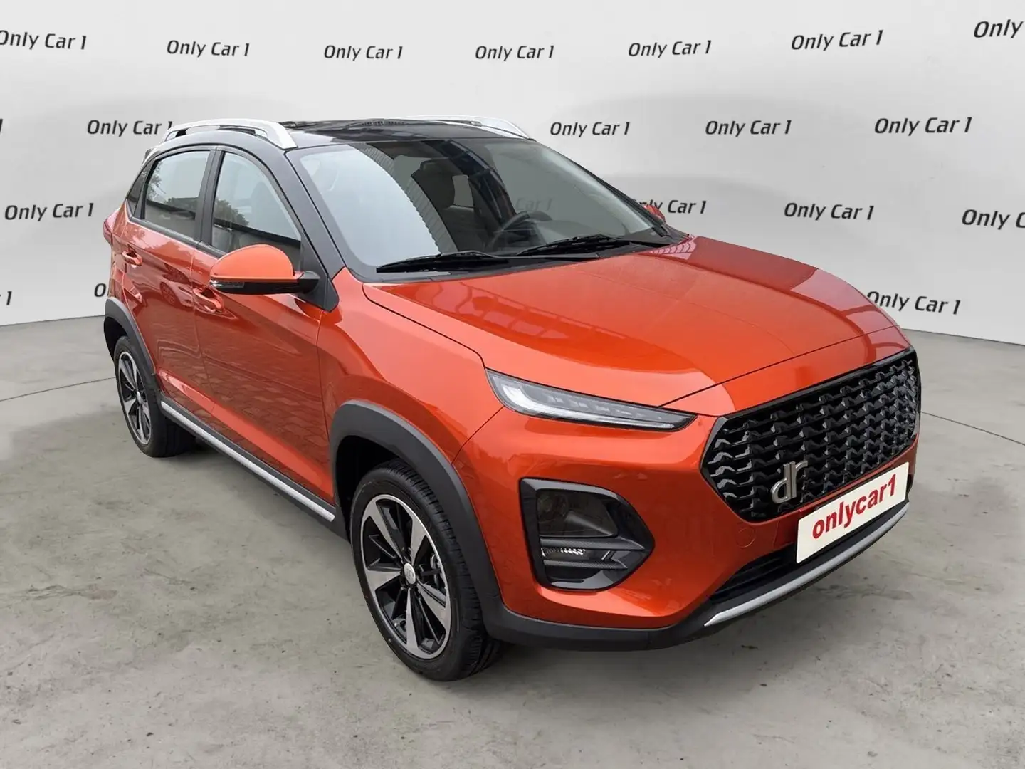 DR Automobiles DR 3.0 dr 3.0 1.5 Bi-Fuel GPL Oranje - 1