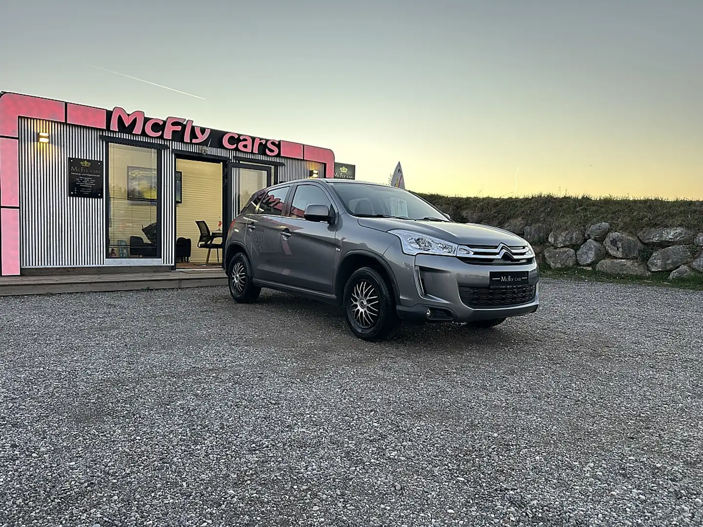 Citroen C4 Aircross 1,6 - ANHÄNGERKUPPLUNG - PARKSENSOR - ALLWETTER... Grau - 2