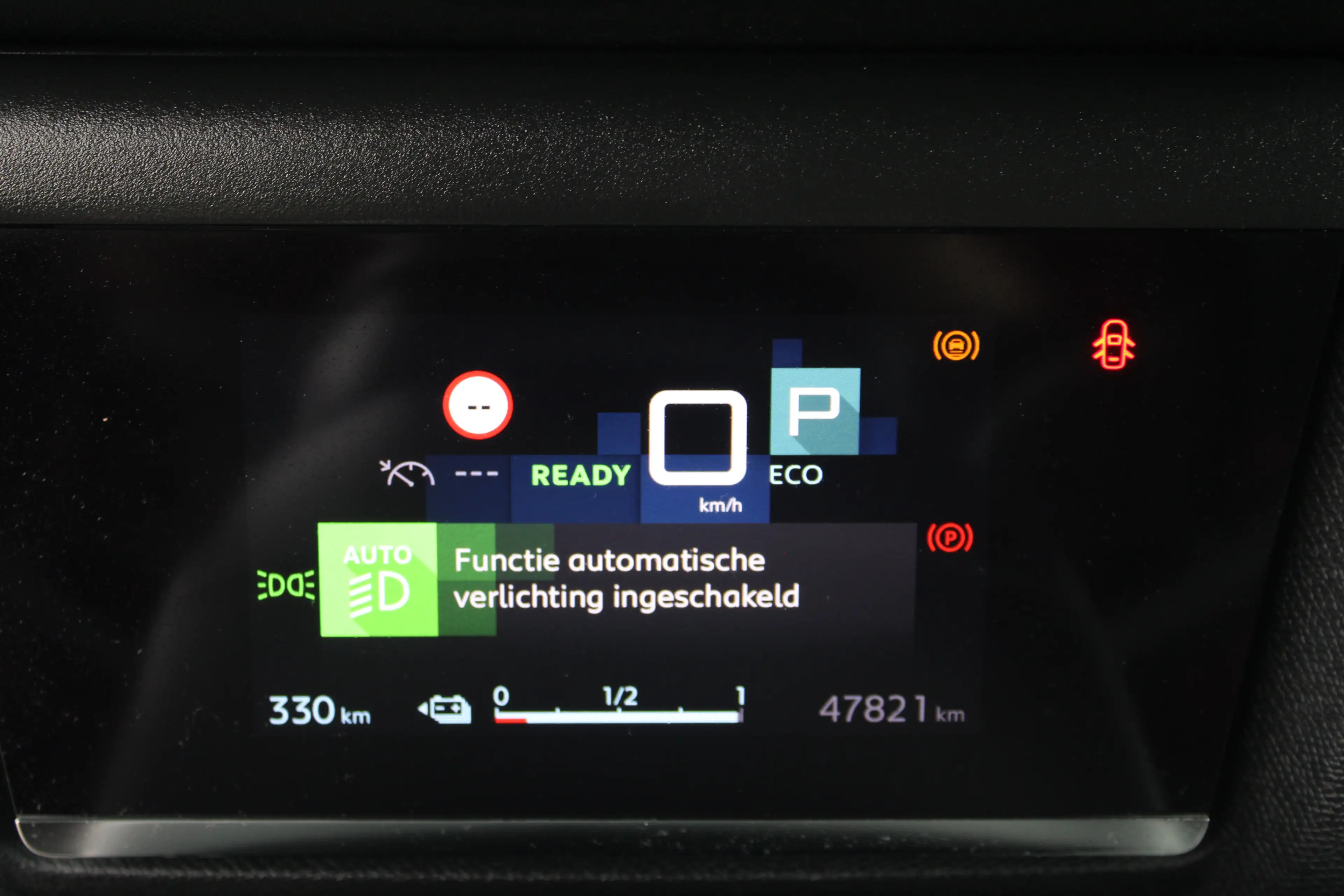 Citroen E-C4 Electric You 50kWh Cruise Control | Climate Control | Andro — photo 15