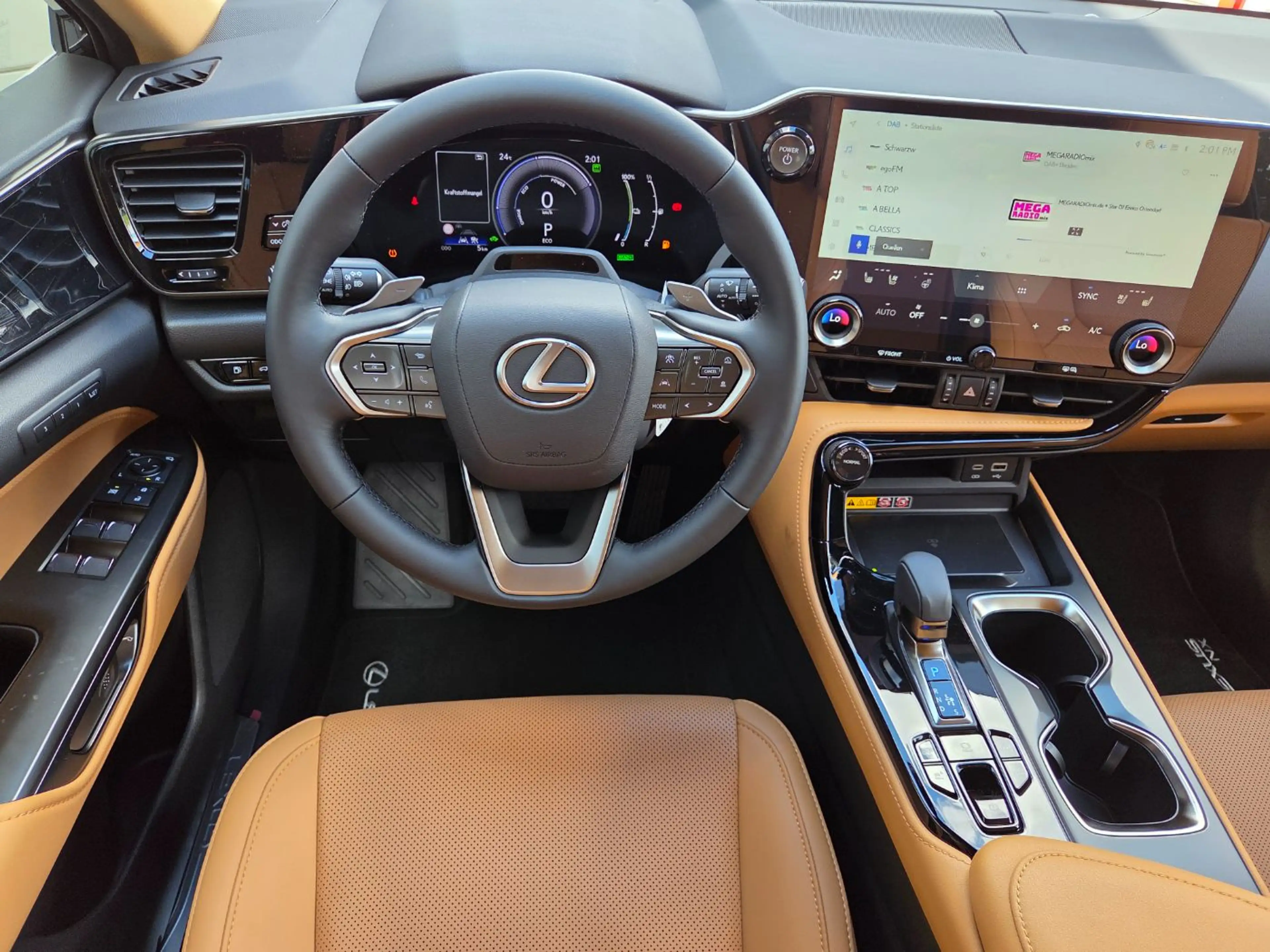 Lexus NX 450h+ Plug-in Business Line LED, SHZ, 360°Kam. — photo 6