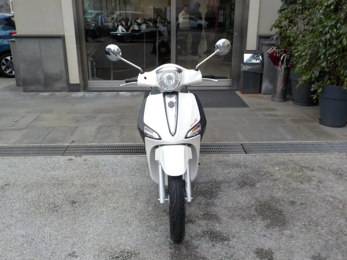 Piaggio Liberty 50 Anno 2024 Bianco - 1