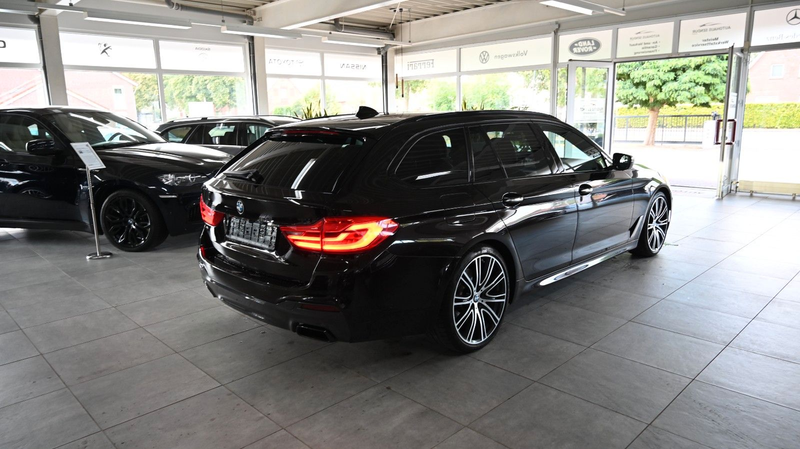 BMW 550 5 Touring M550 d xDrive *TOP*LED*HARMAN — photo 6