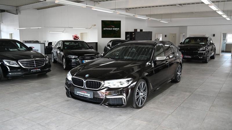 BMW 550 5 Touring M550 d xDrive *TOP*LED*HARMAN