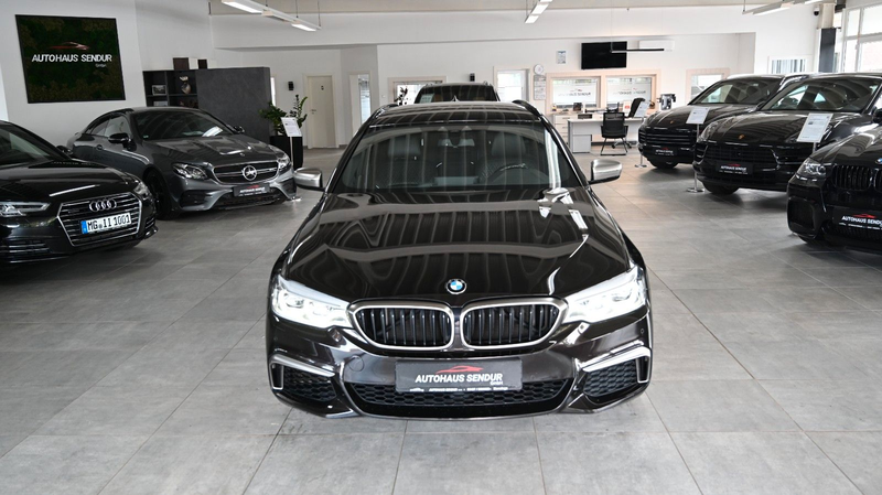 BMW 550 5 Touring M550 d xDrive *TOP*LED*HARMAN — photo 9