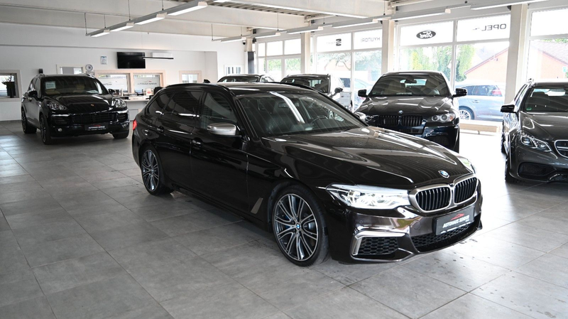 BMW 550 5 Touring M550 d xDrive *TOP*LED*HARMAN — photo 8