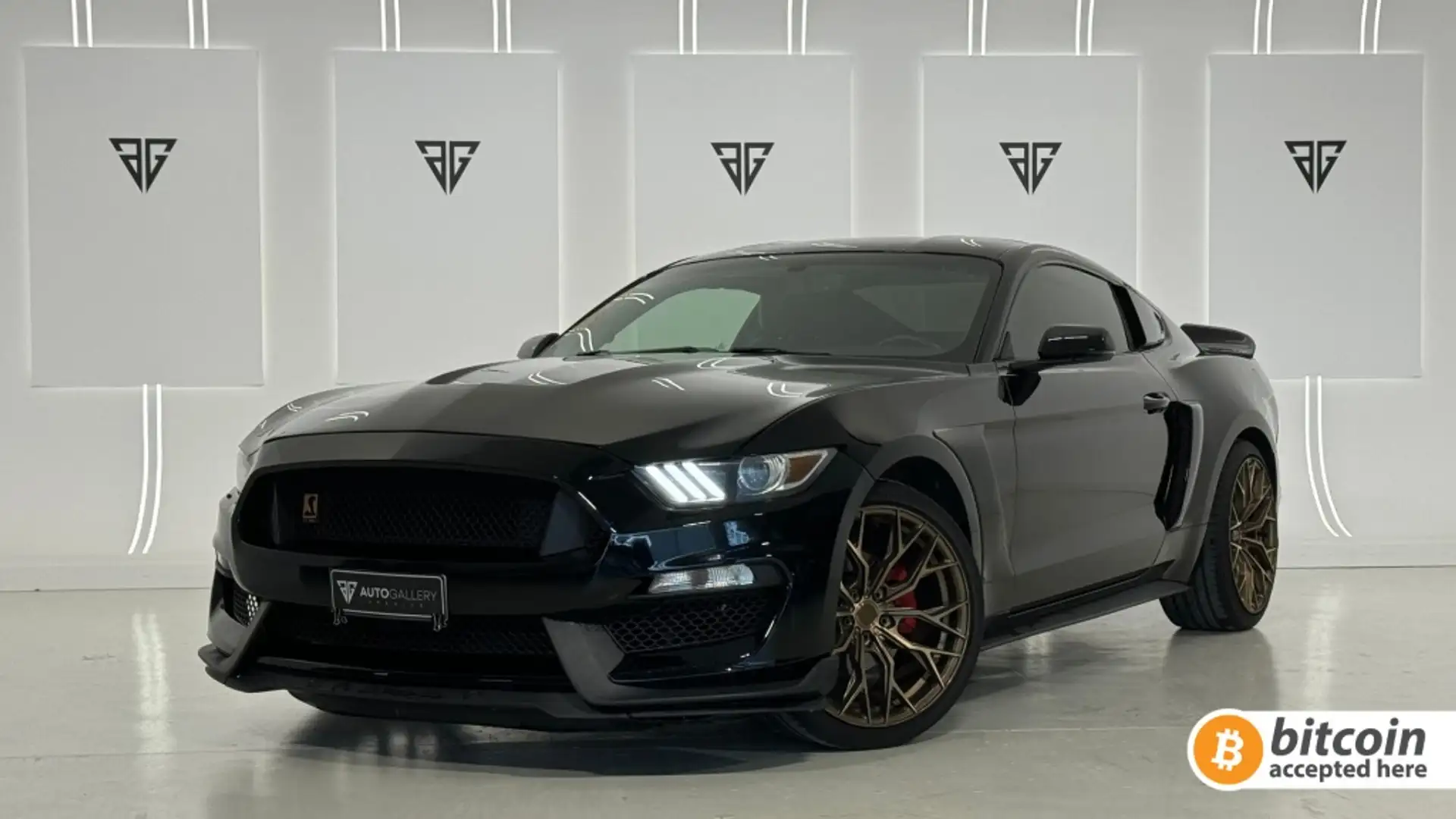Ford Mustang Fastback 2.3 EcoBoost Aut. Czarny - 1