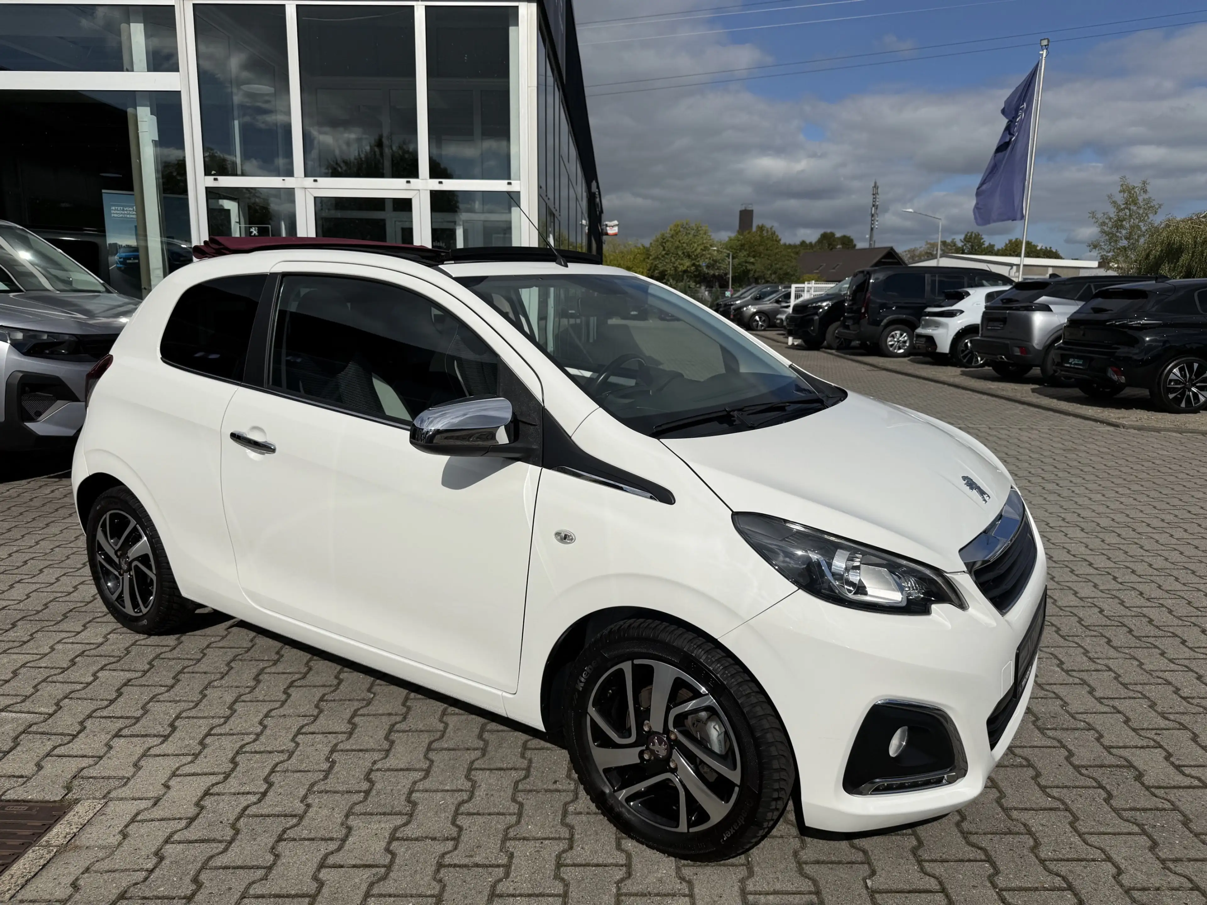Peugeot 108 Allure TOP — photo 3