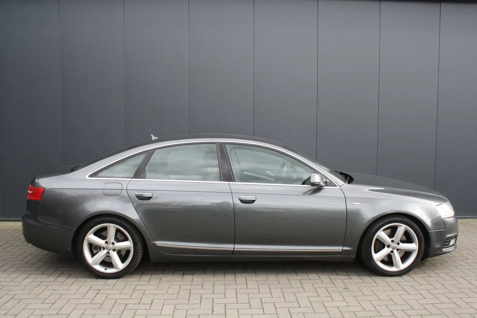 Audi A6 Limousine 3.0 TDI quattro S edition -TREKHAAK - LE Grau - 2