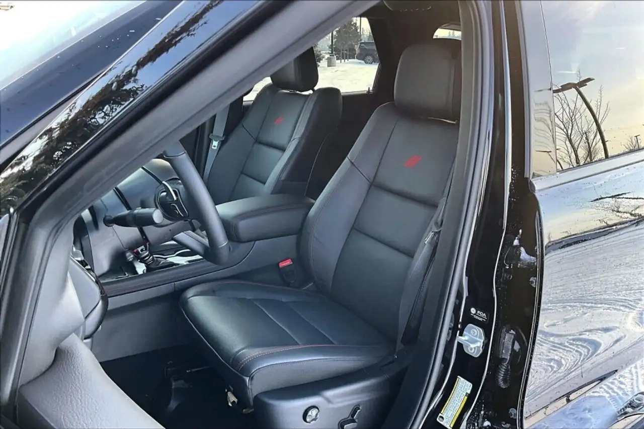 Dodge Durango снимка Dodge Durango