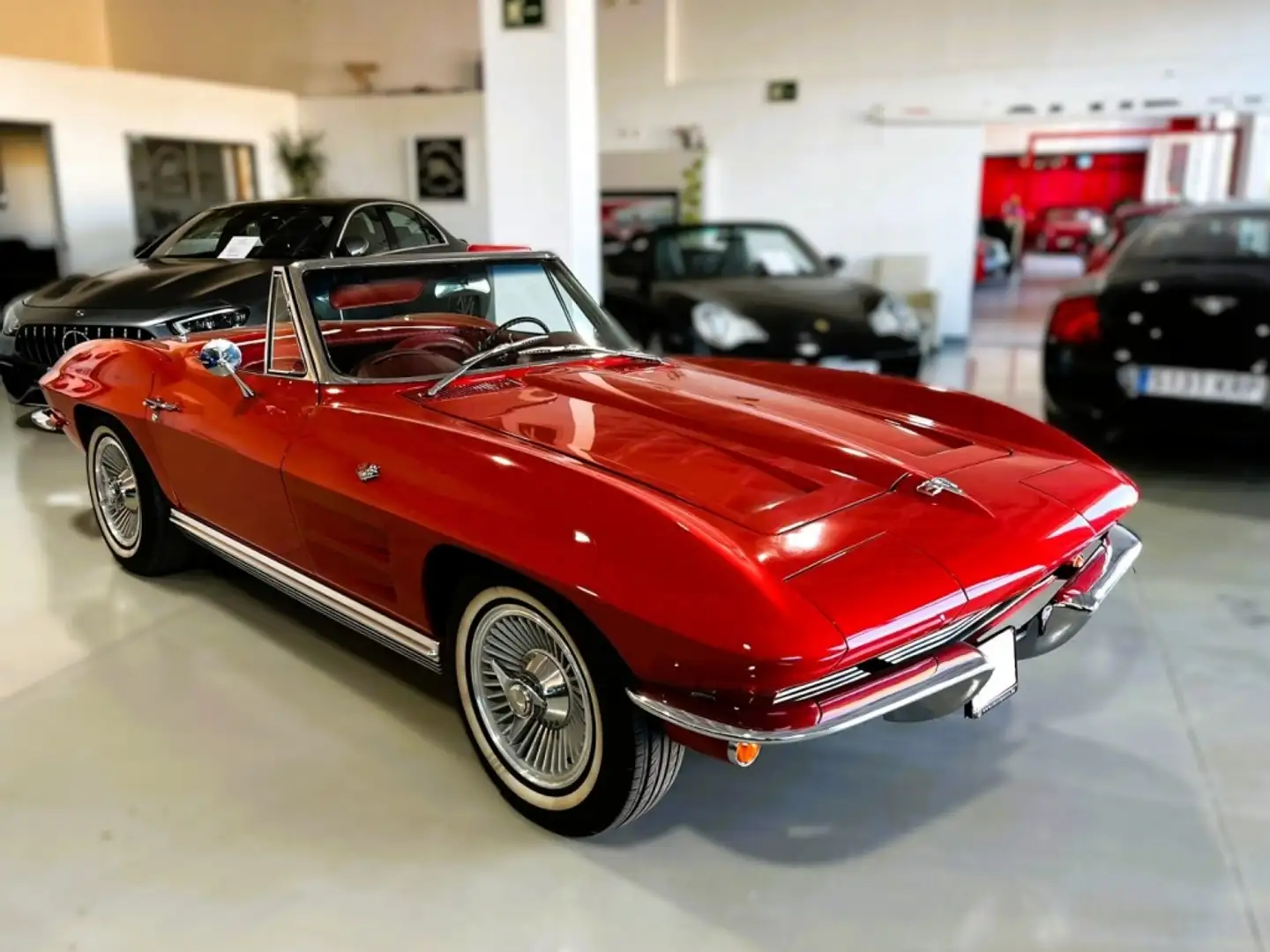 Chevrolet Corvette Sting Ray - 1