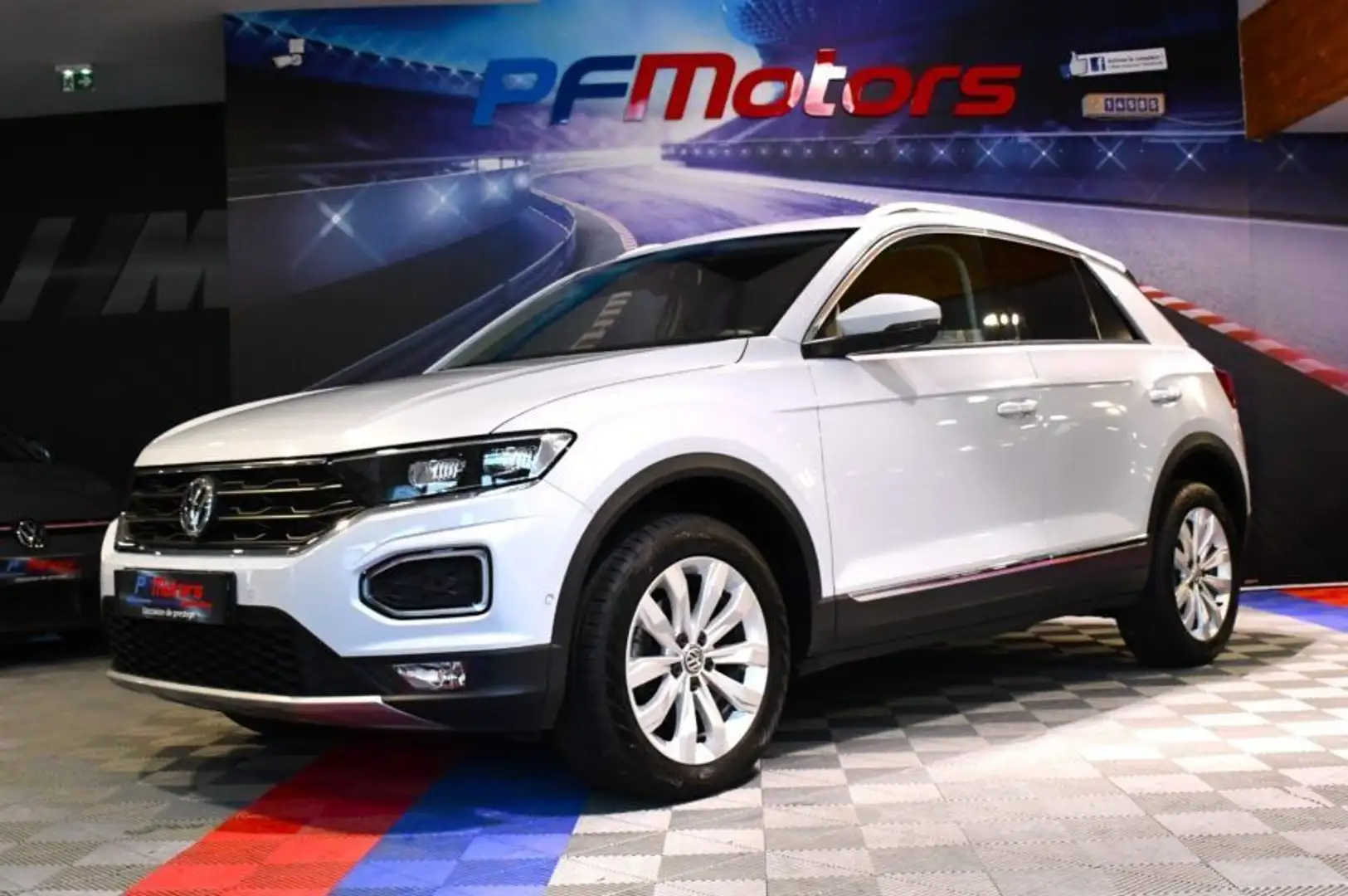 Volkswagen T-Roc Carat 1.5 TSI 150 DSG GPS Virtual ACC Parc Assist  Blanc - 1