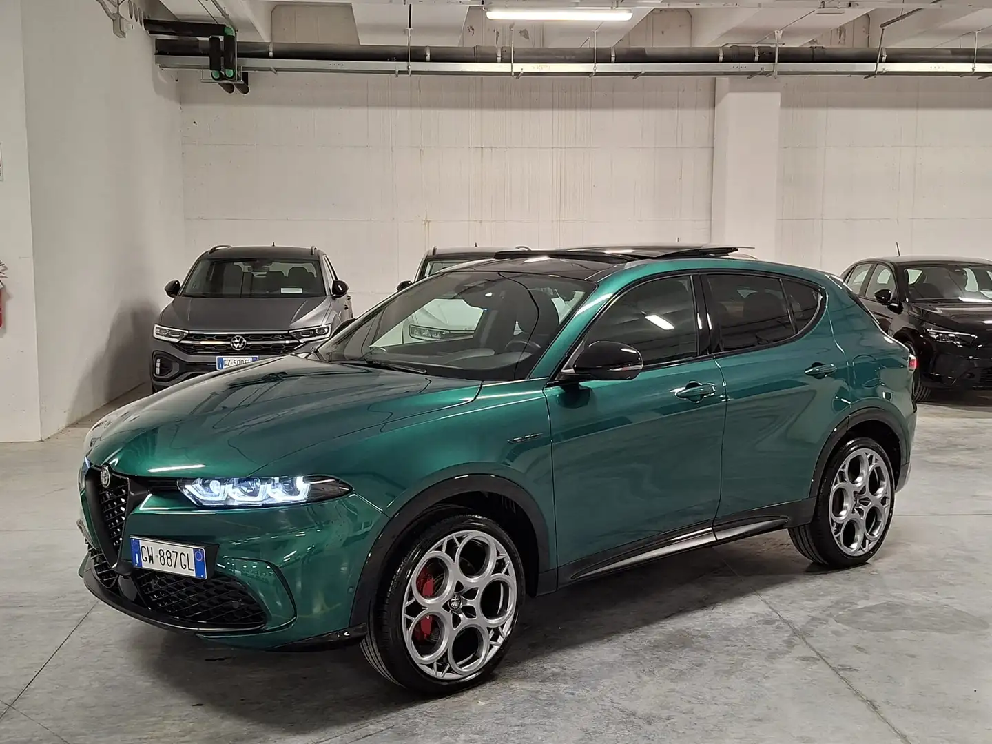 Alfa Romeo Tonale 1300 Turbo PHEV Plug-In Hybrid Veloce AT6 Q4 Verde - 1