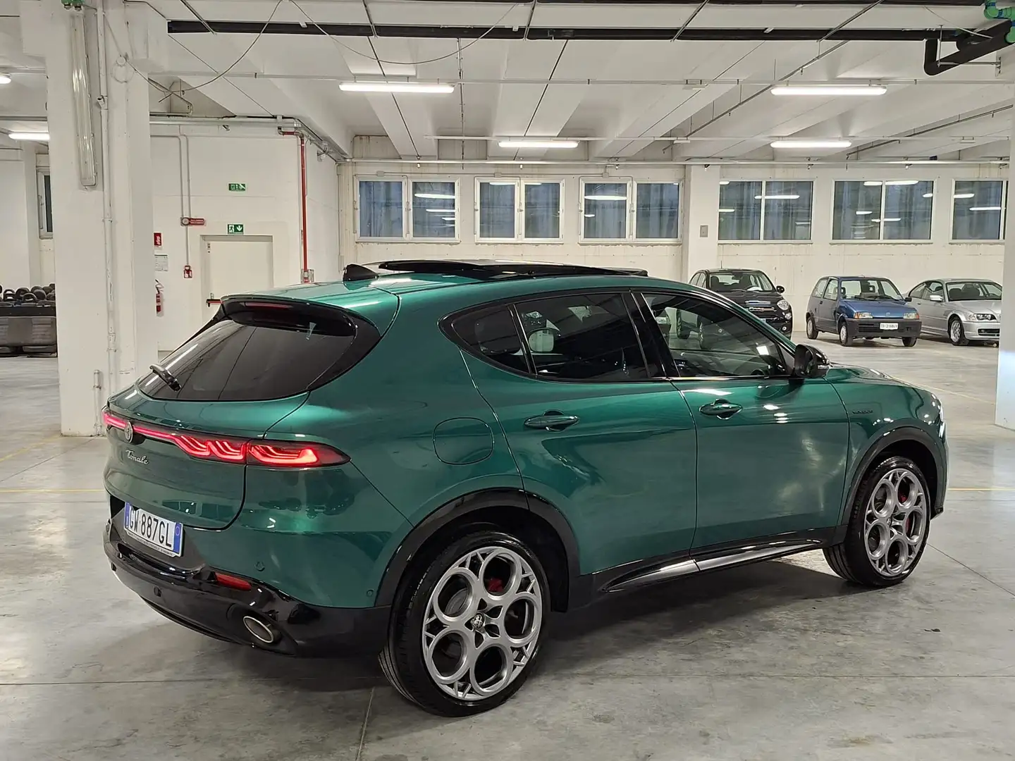 Alfa Romeo Tonale 1300 Turbo PHEV Plug-In Hybrid Veloce AT6 Q4 Verde - 2