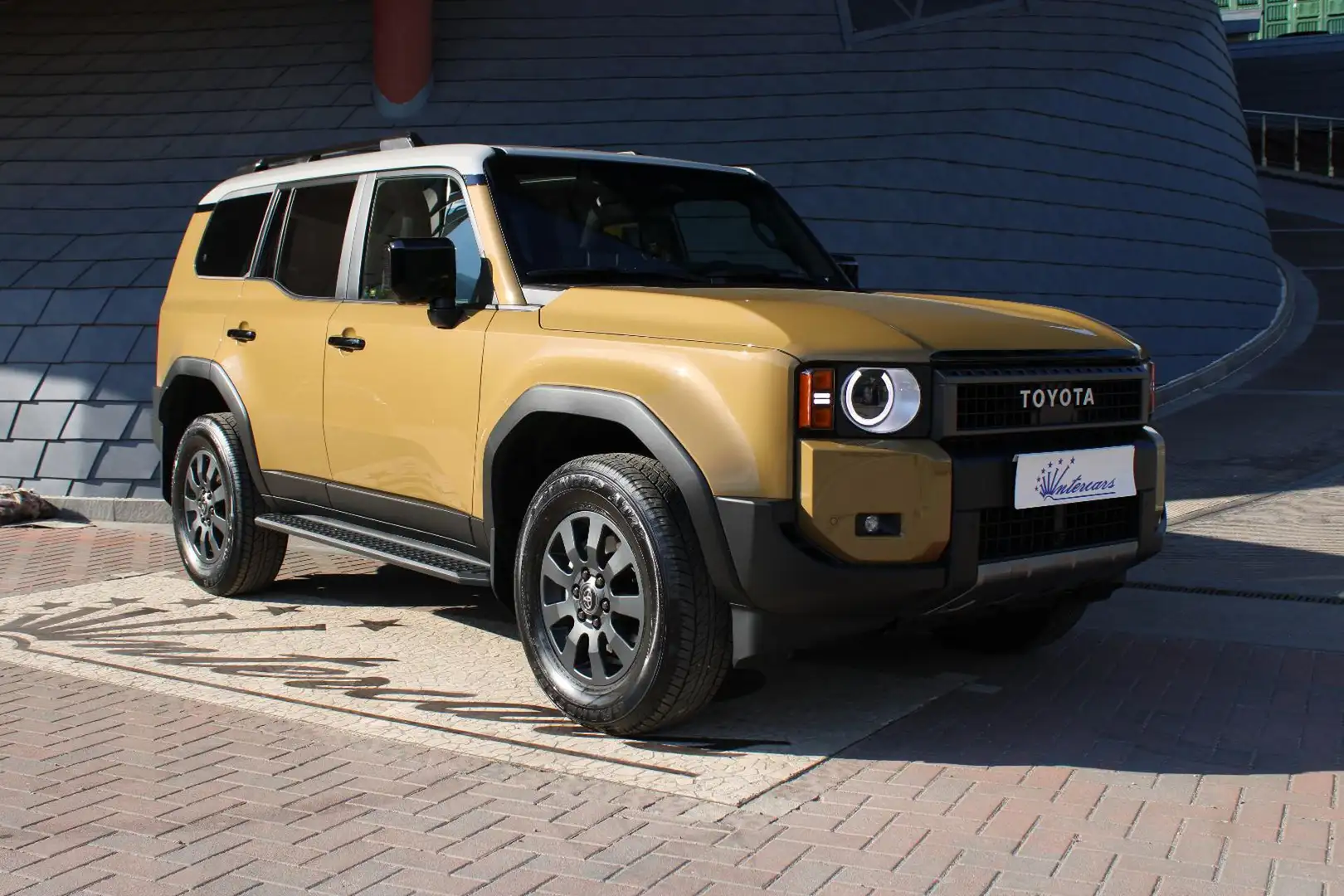 Toyota Land Cruiser 2.8 D4D A/T AWD First Edition TETTO-GANCIO Beige - 1