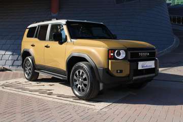 2.8 D4D A/T AWD First Edition TETTO-GANCIO