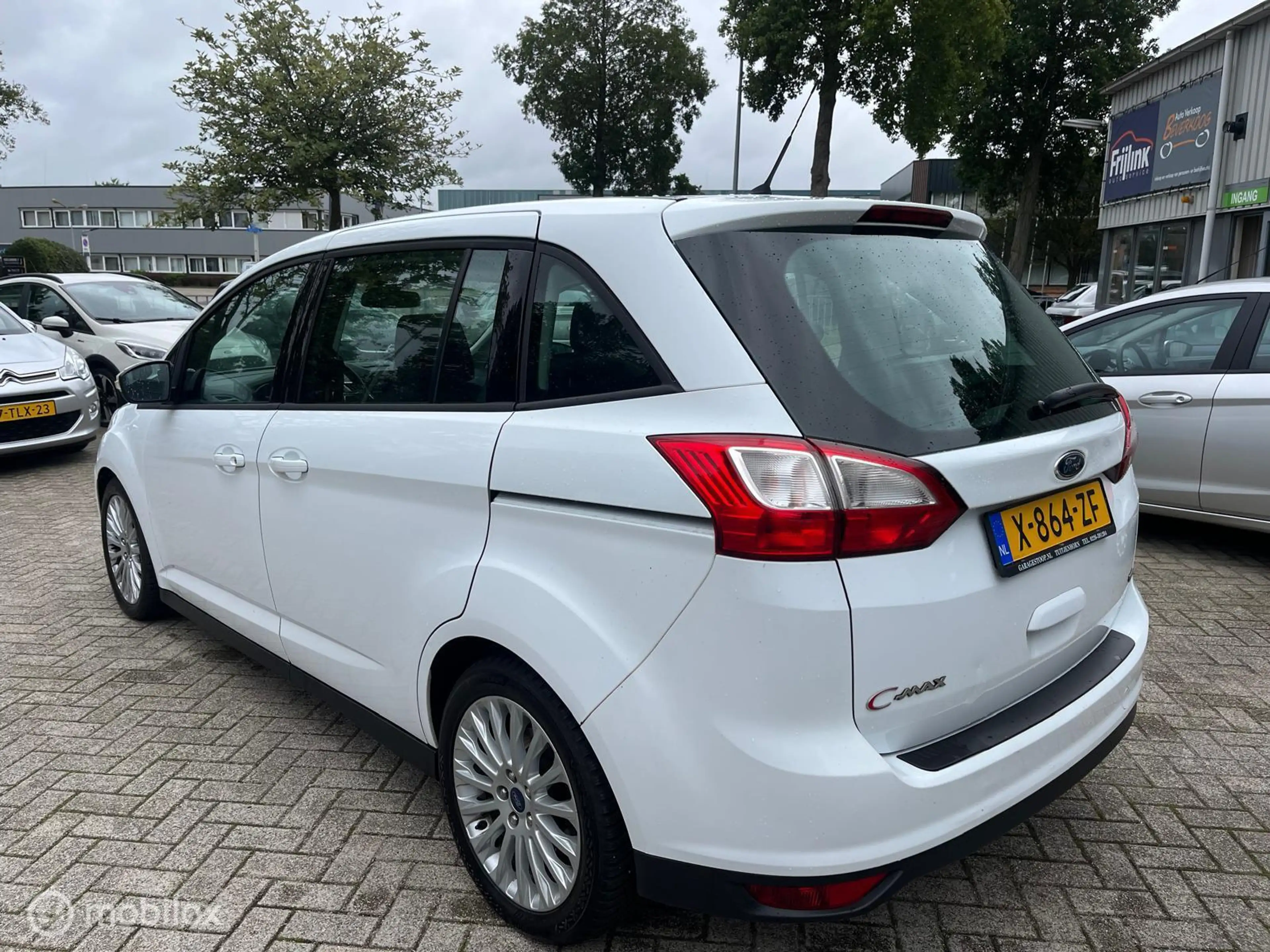 Ford Grand C-Max 1.0 WHITE EDITION — photo 5