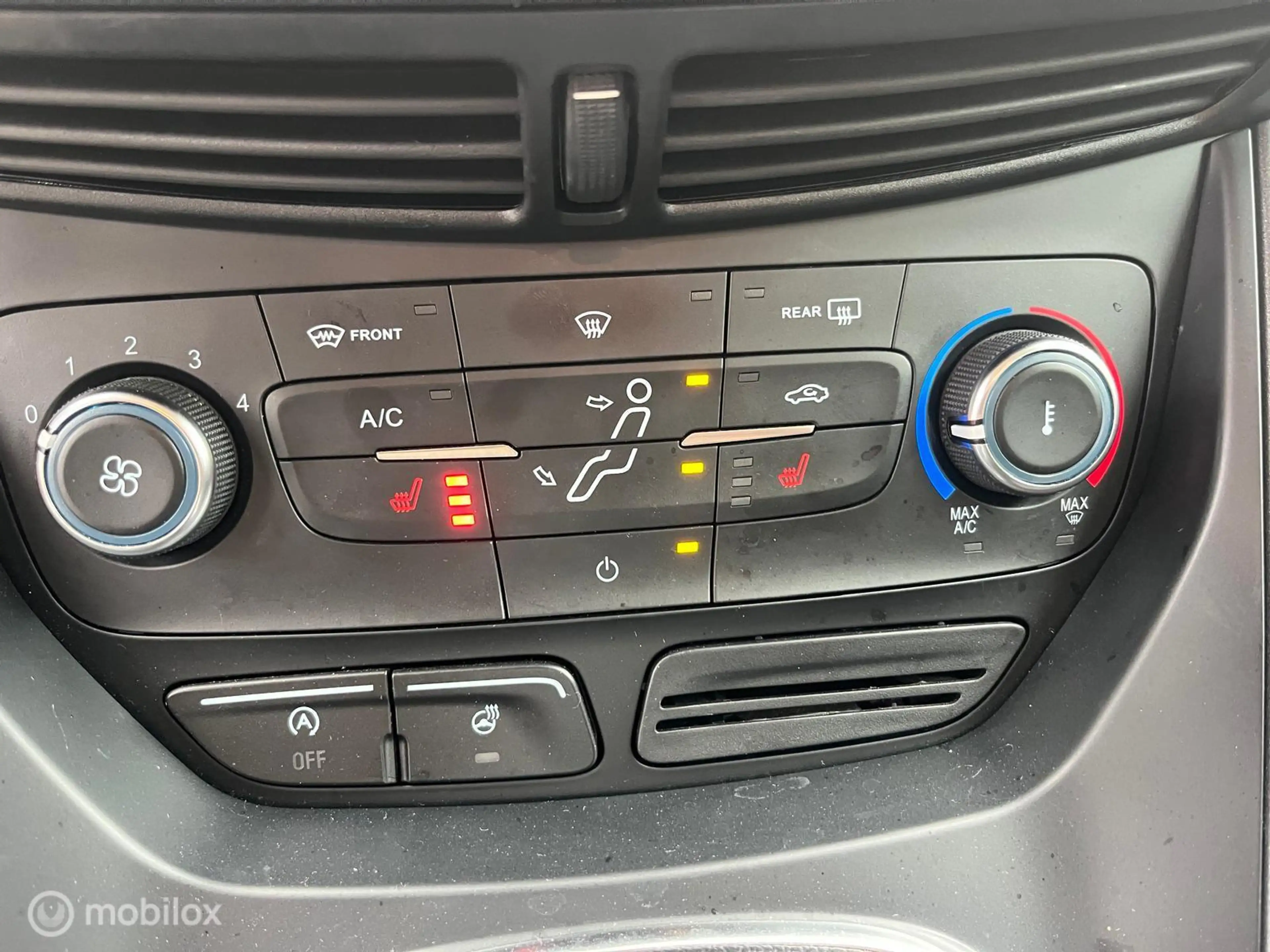Ford Grand C-Max 1.0 WHITE EDITION — photo 15