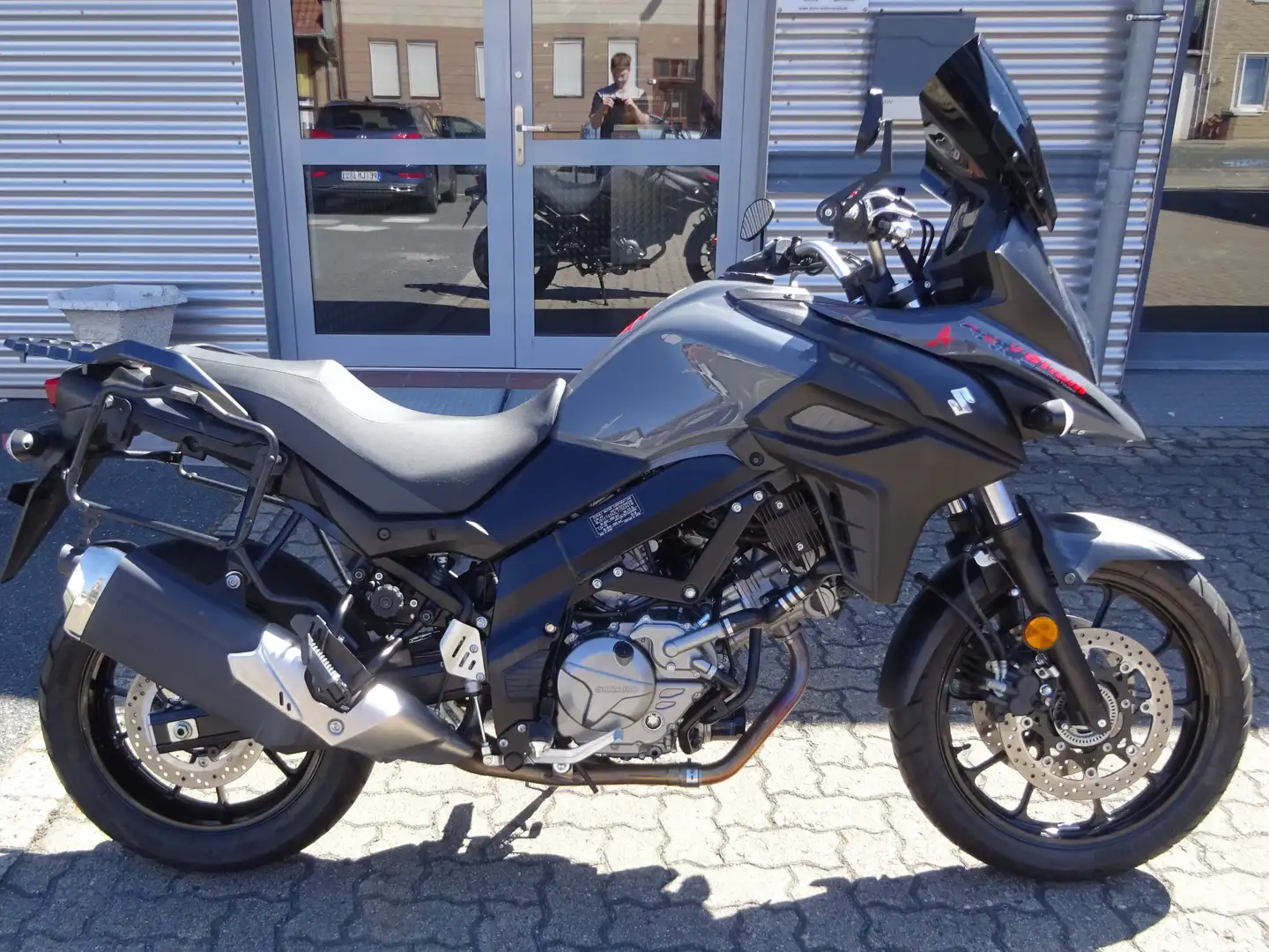 Suzuki V-Strom 650 1. Hand, nur 7640km Чорний - 2