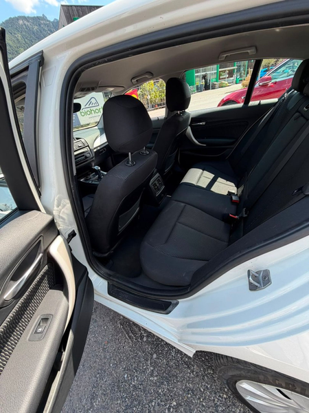 BMW 118 118d xDrive — photo 6