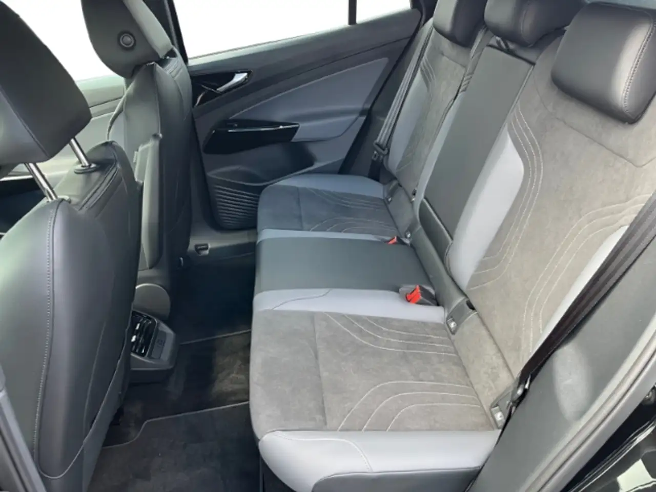 Volkswagen ID.4 Pro 210 kW Goal SHZ EASY OPEN KLIMA RÜFA PARK ASSI 14
