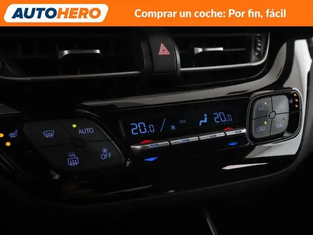 Toyota C-HR view 26