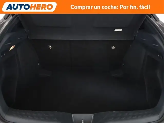 Toyota C-HR view 18