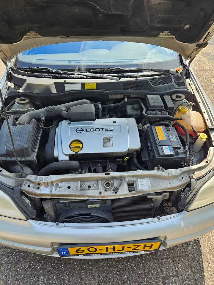 Opel Astra 1.6-16V Comfort, foto 9