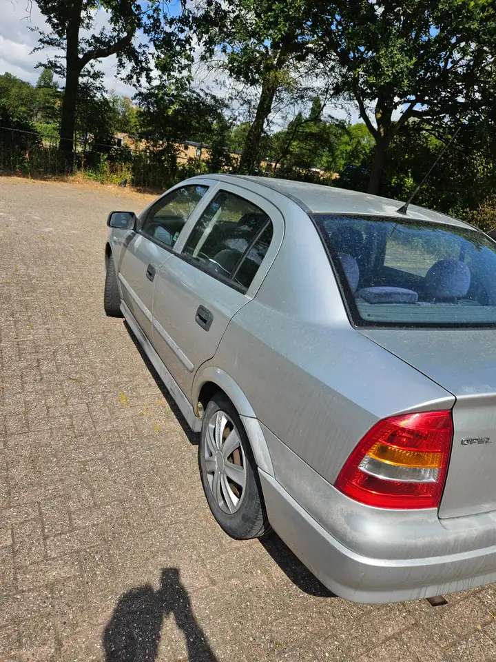 Opel Astra 1.6-16V Comfort, foto 6
