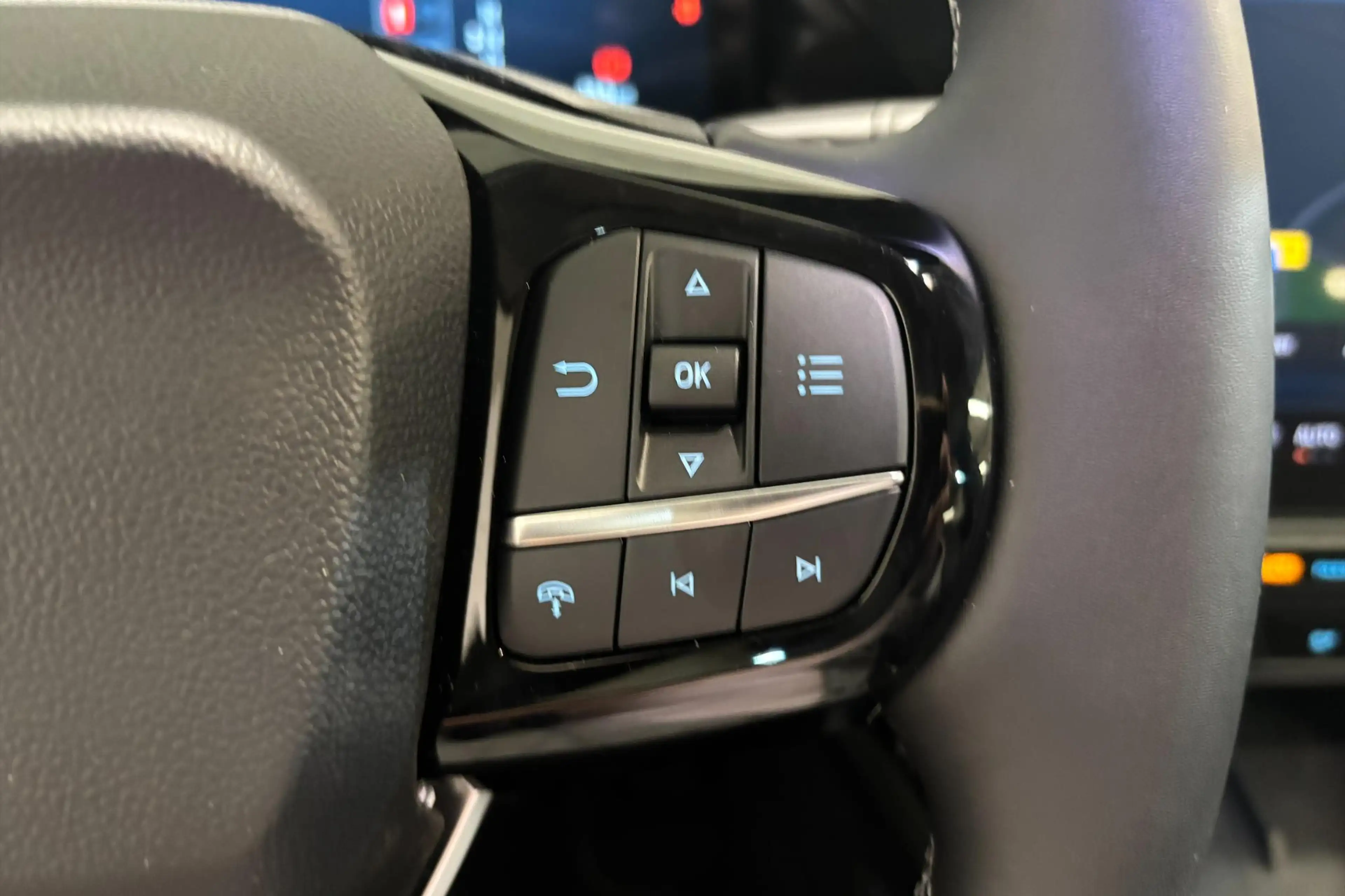 Ford Puma Gen-E Premium 44 kWh — photo 13