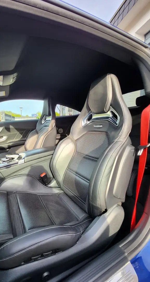 Mercedes-Benz C 63 AMG Coupe S Performance Speedshift 7G-MCT Синій - 2