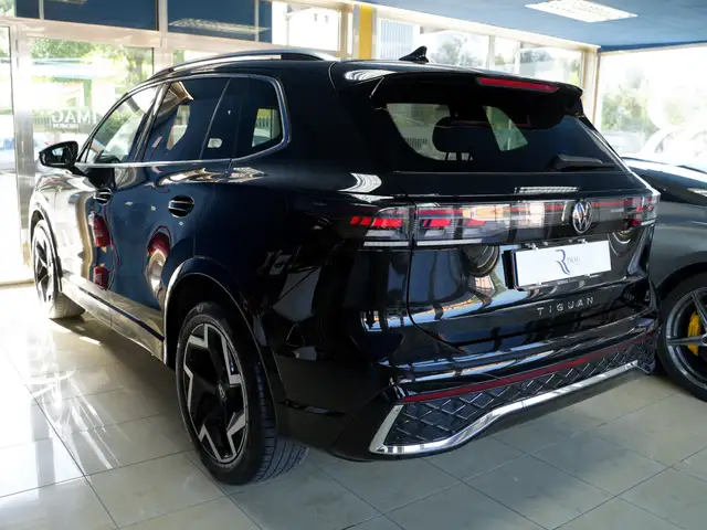 Volkswagen Tiguan view 8