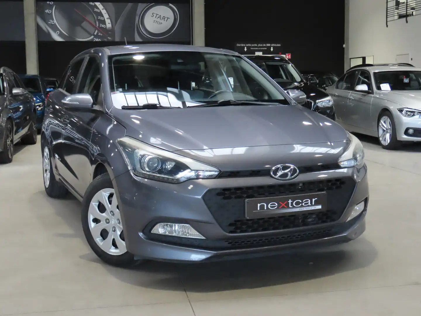 Hyundai i20 i20 1.1 CRDi*LANE ASSIST-CRUISE CONTROL-BLUETOOTH* Grau - 2